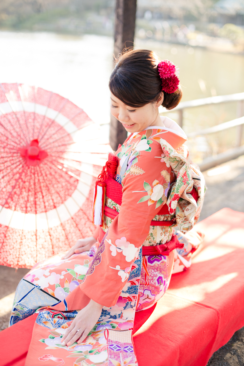 可愛い引き振袖のご新婦様！