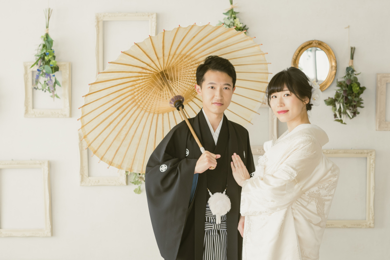 フレームをバックに