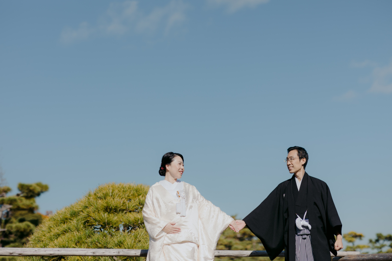青い空をバックに＊