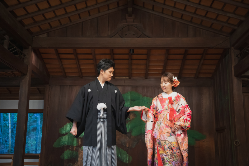 歴史ある建物とともに