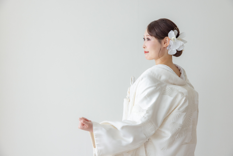 ONESTYLE 横浜_色打掛・着物が豊富