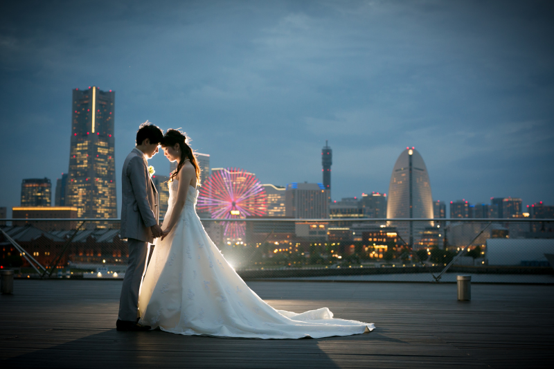 【大桟橋・夕景or夜景プラン】◇選べる時間帯!雨天時の日程変更料も無料!(ヘアメイク・移動費・申請費・全データ150cut付き)