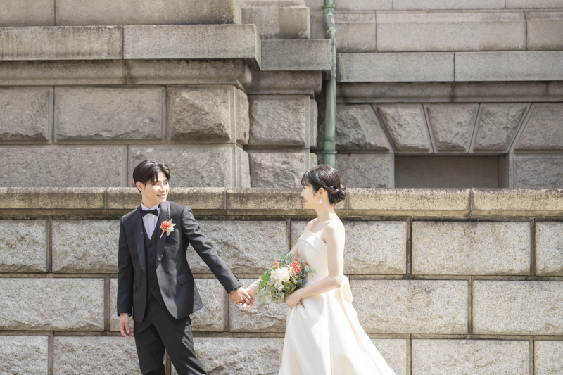 【洋装・2ロケーション撮影プラン】横浜街中『大さん橋サンセット+馬車道』◆ご新婦ヘアメイク・補正済全データ・申請料・移動費込