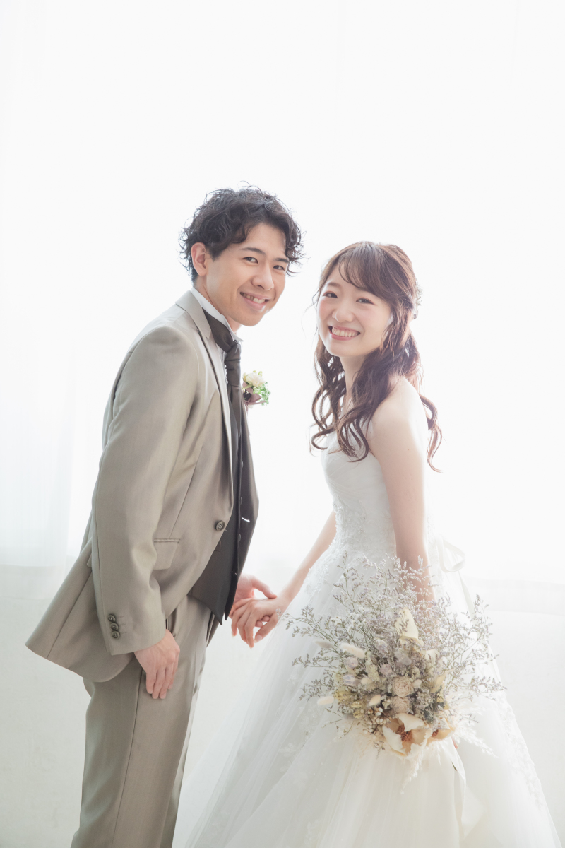 【スタジオ】洋装1着プレミアムプラン◆ご新婦様ヘアセット&メイク・全衣装追加料金無し!全データ(50cut)付き*