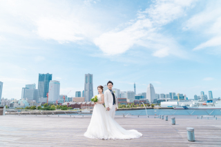 【大桟橋・朝〜日中プラン】みなとみらいを一望できるロケーション◆ご新婦様ヘアセット&メイク・ご移動費・申請料金・全データ込み