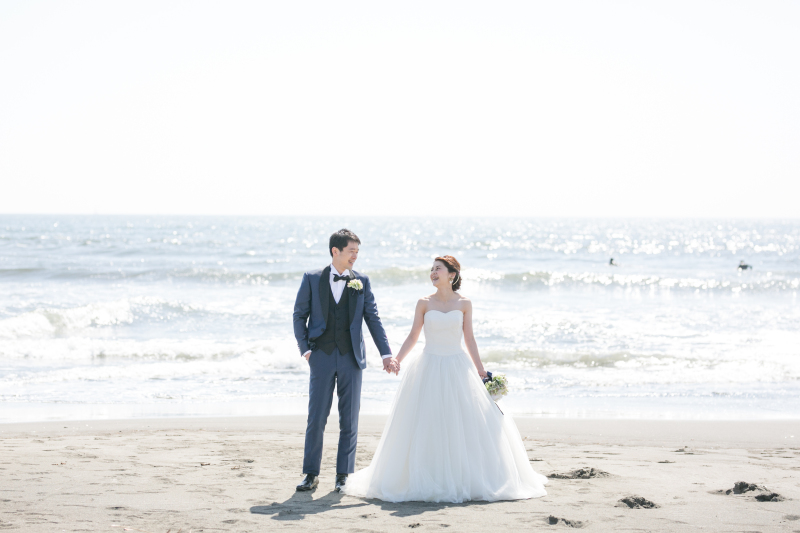 【洋装・2ロケーション撮影プラン】海が見えるチャペル+海辺撮影セットプラン◆ご新婦ヘア&メイク・補正済全データ・申請料・移動費込