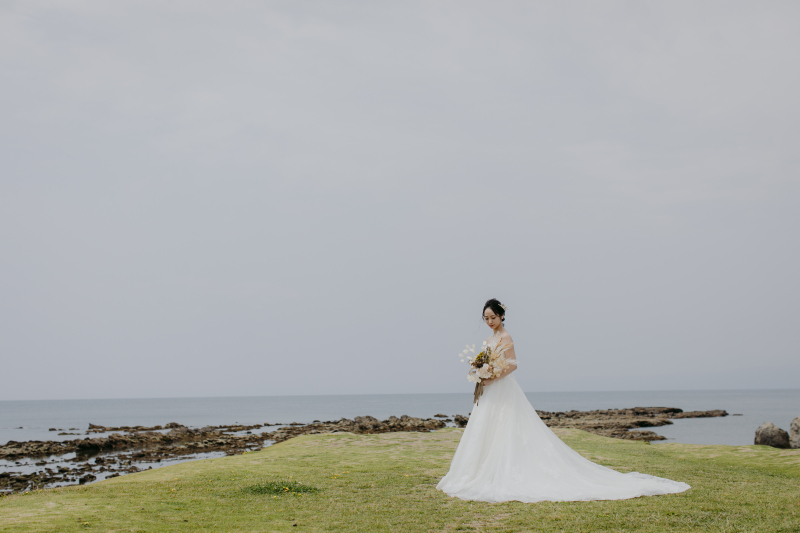 【海ロケプラン】湘南・三浦・葉山エリアから選べる海フォトプラン◆ご新婦様のヘアセット&メイク・ご移動費・申請費・全データ込み