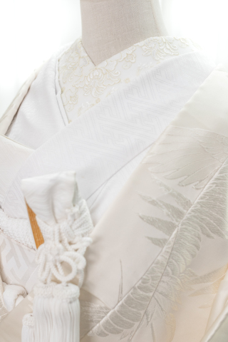 刺繍襟(レース)