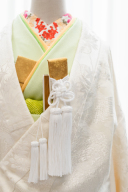 刺繍襟(白地・小花柄)