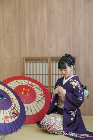 和装でスタジオ撮影