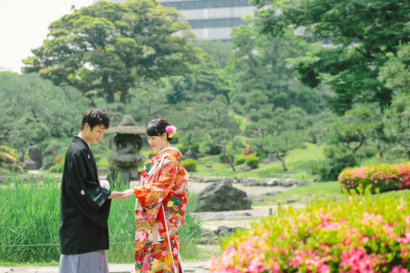 手を取り合って・・・