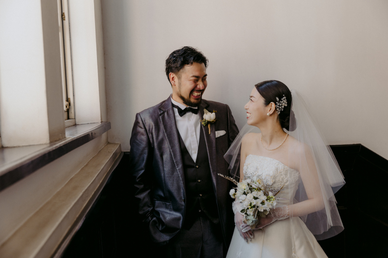 まずはお二人見つめあっている写真からスタートです