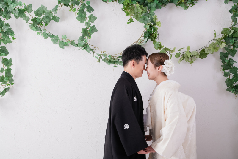 おでこをつけて