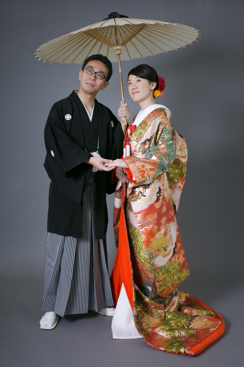 二人揃って未来を見るように