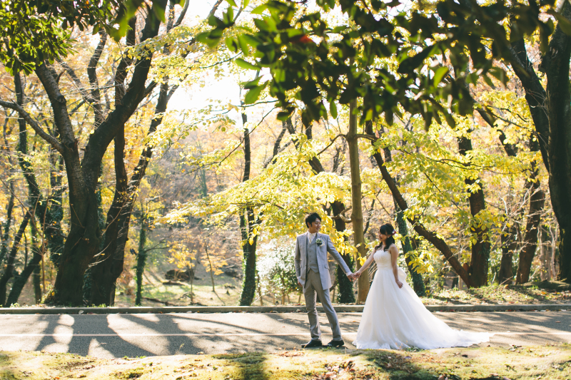 洋装　ロケーション