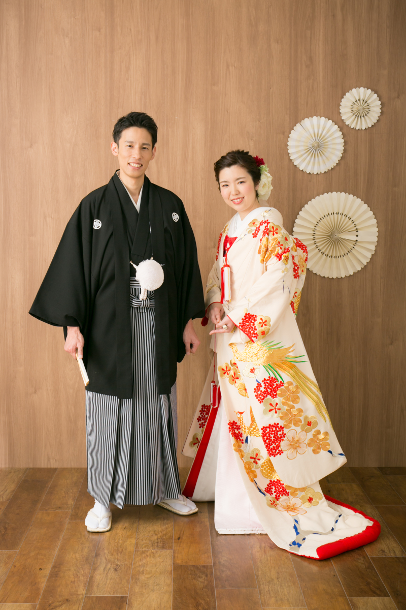 まずはかっちりめに