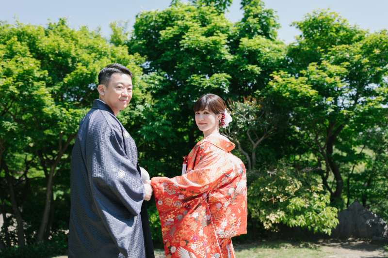 手を繋いで