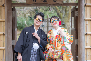 お笑い好きなお二人の結婚写真