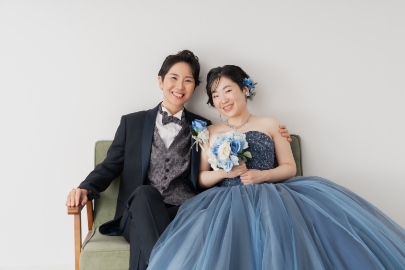 ソファーに座って♪