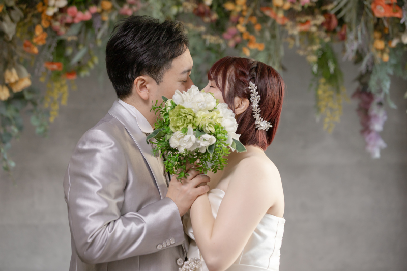 ブーケでお顔を隠して*