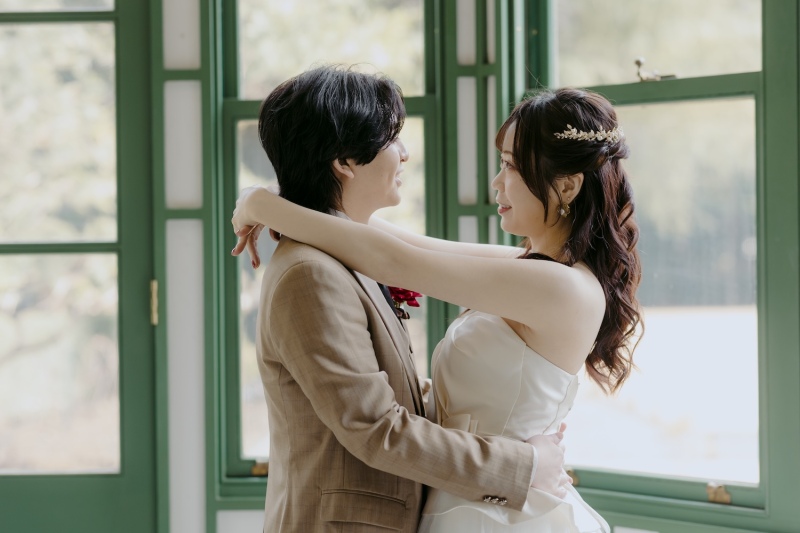  バルコニーで＊