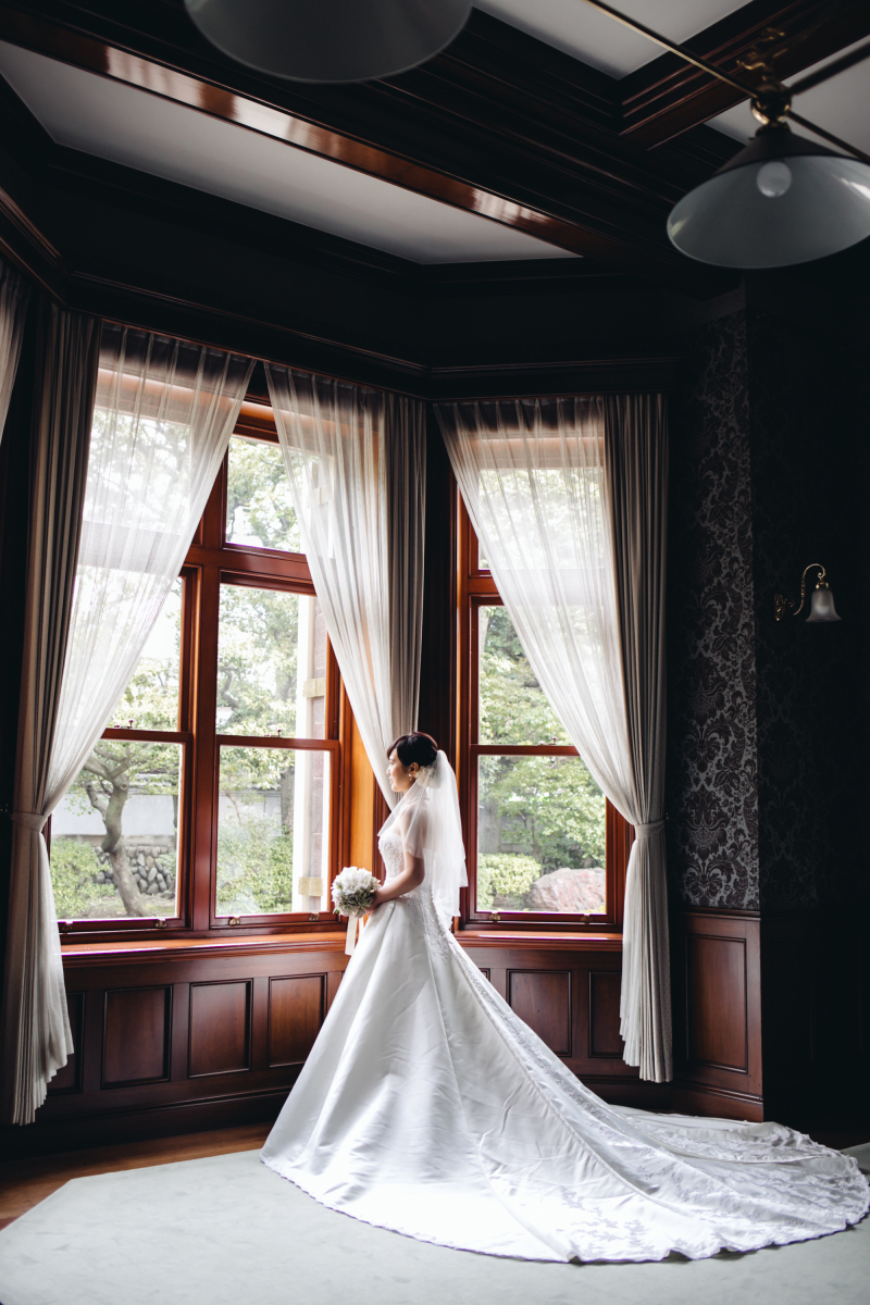 窓際でしっとりと