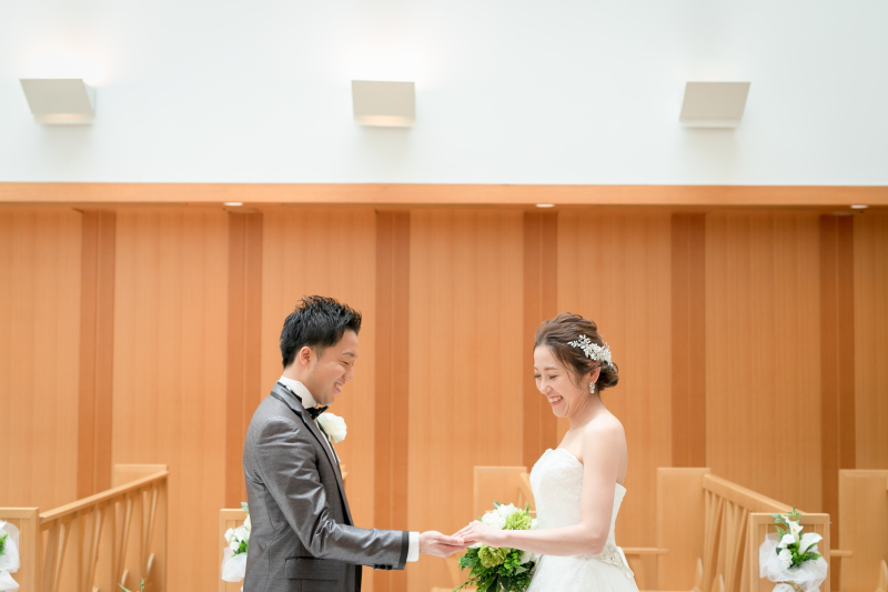 手を取り合って・・・