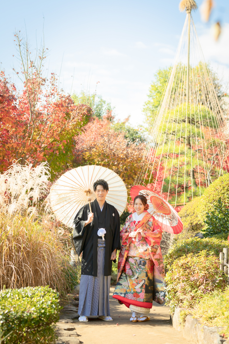 紅葉に囲まれて