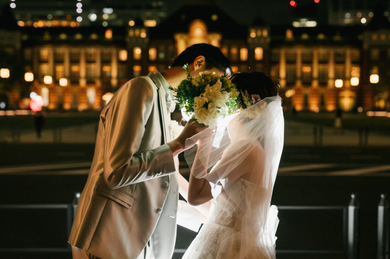 東京駅の前で・・・