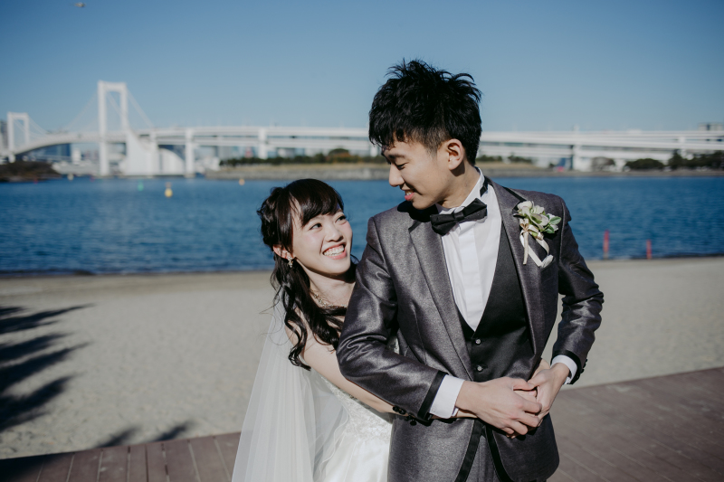 見つめあう二人