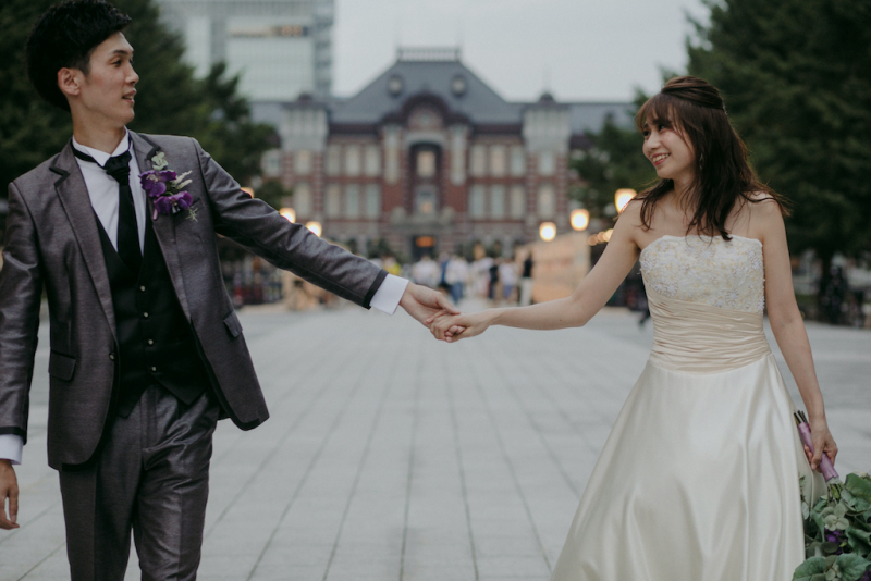 東京駅の前で・・・