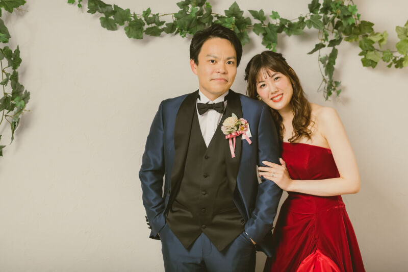 寄り添い合って