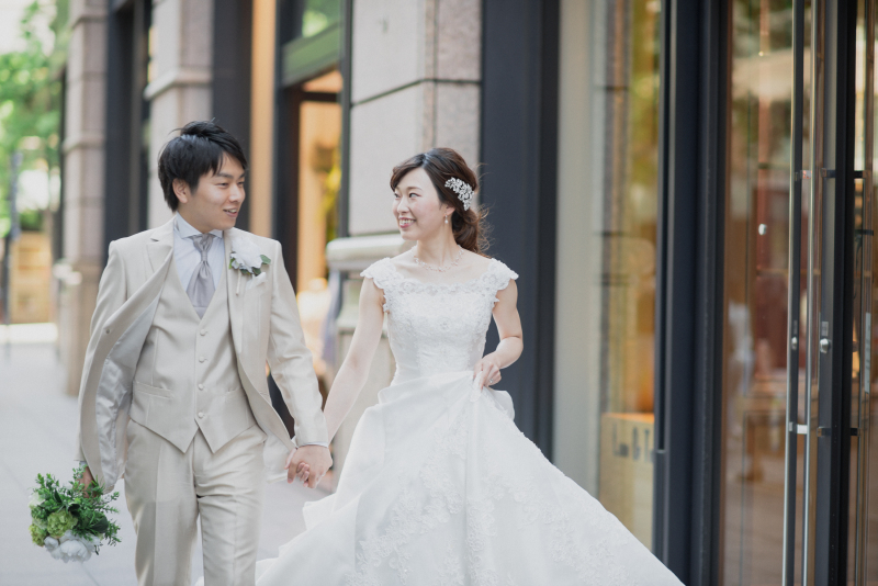 手を取り合って・・・