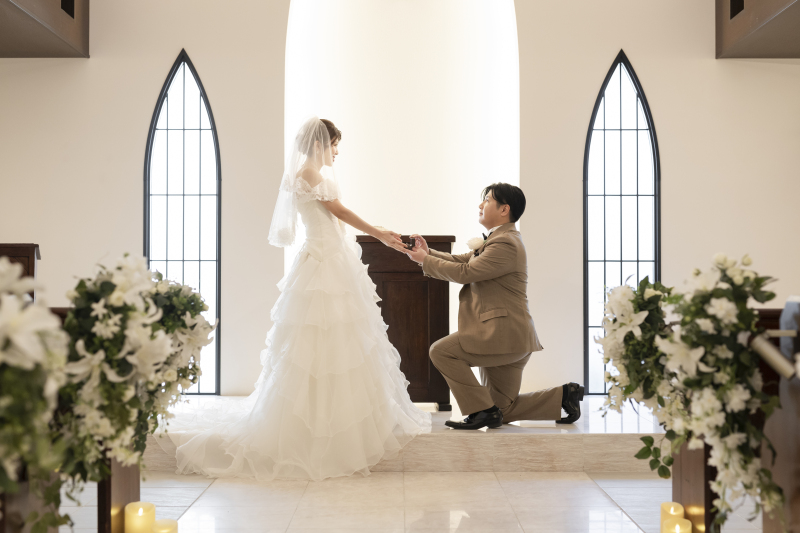 指輪の箱をパカっと・・・＊