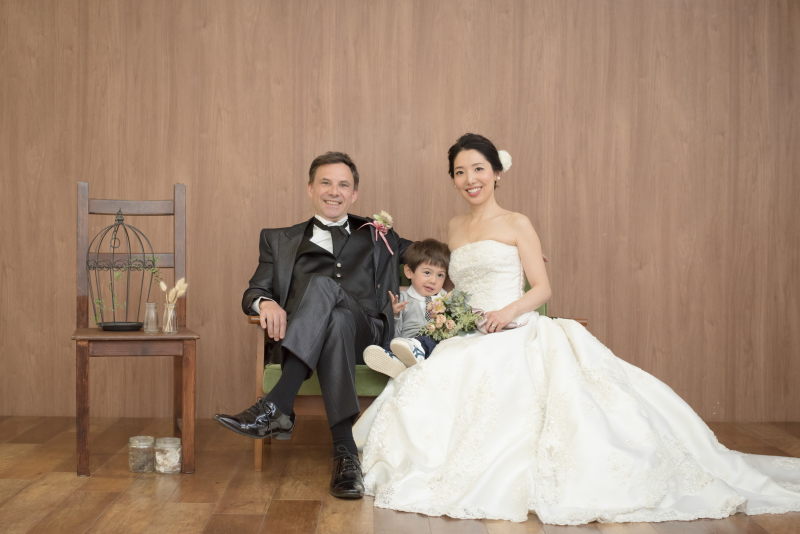 洋装でもこのポジションは・・