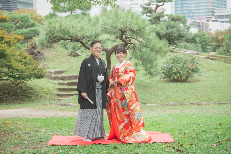 庭園の緑の前で・・・