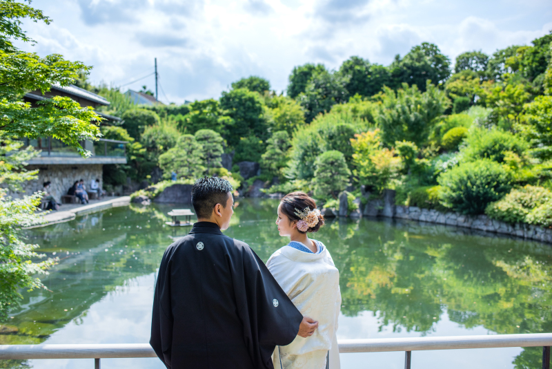 池のほとりで・・・