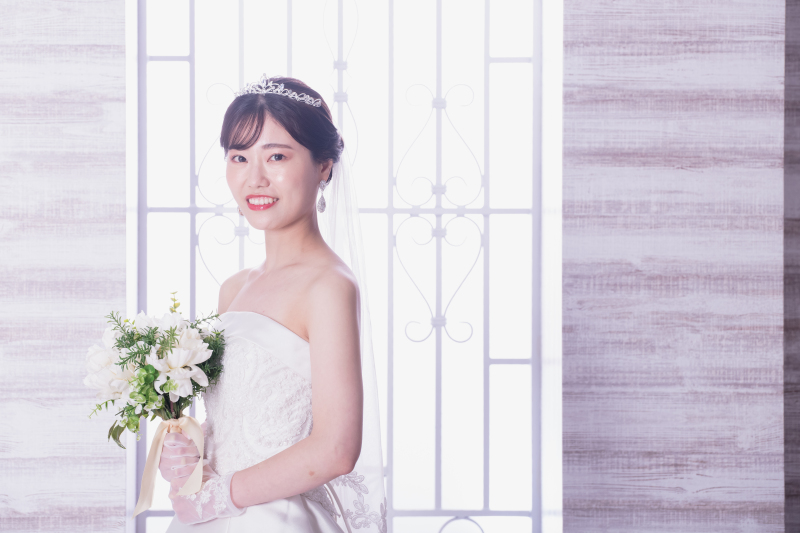 続いてはウェディングドレス!