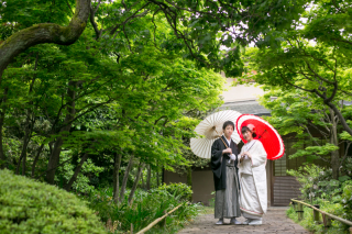 和装でロケ−ションフォト　【目白庭園】
