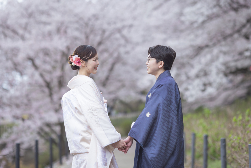 まずはお二人見つめあっている写真からスタートです