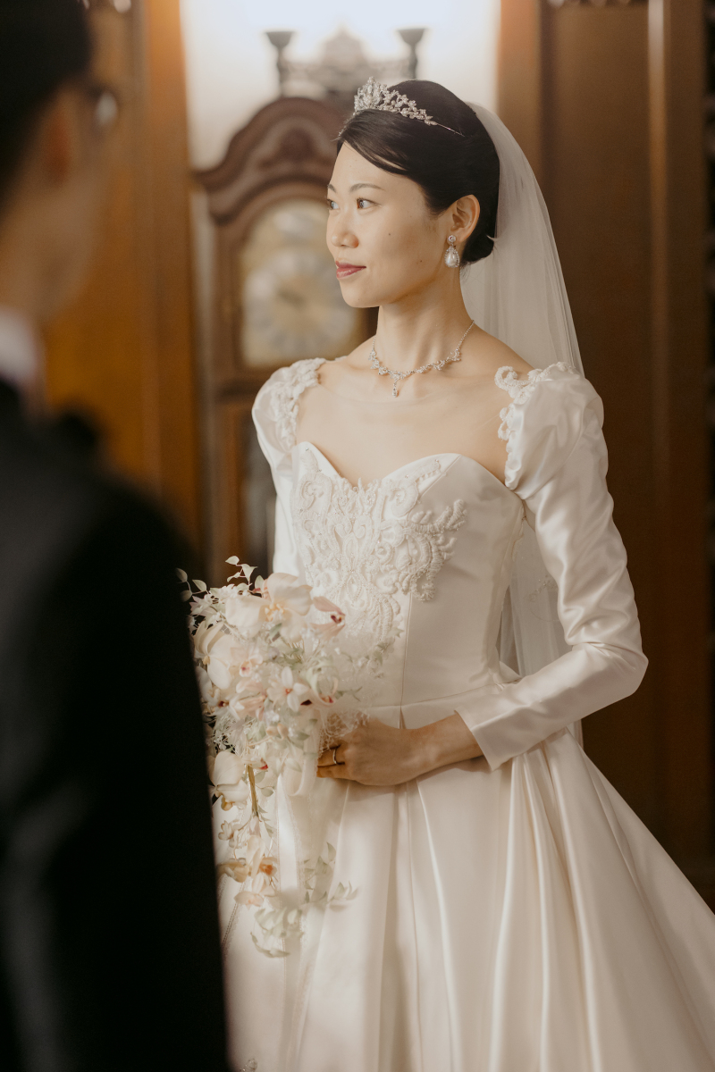 新婦様ソロショットが素敵!素敵なアングルの1枚を