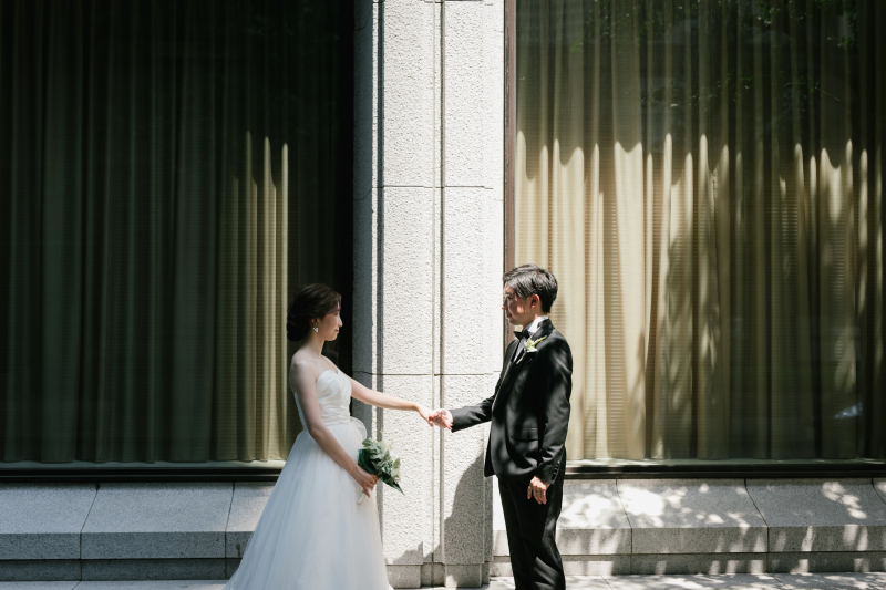 手を取り合って・・・