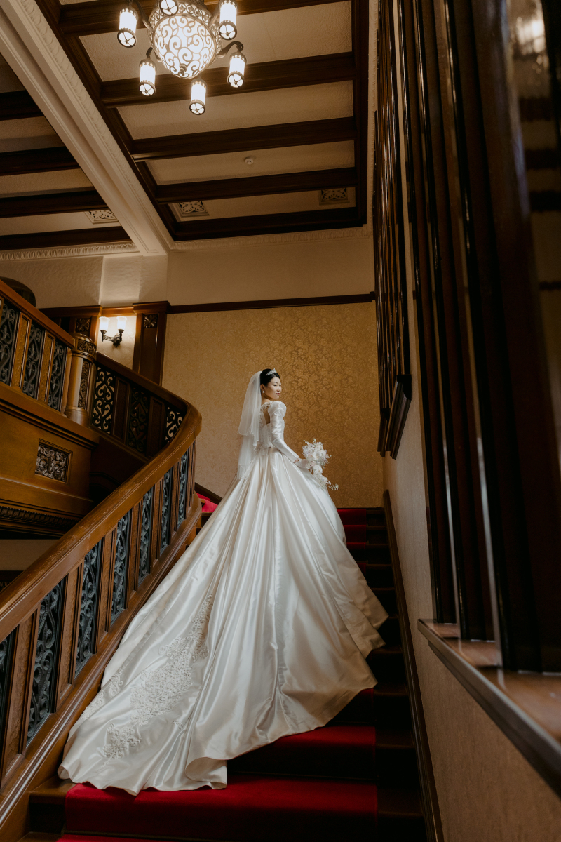 こだわりの衣装とヘアメイクを!ソロショットも!