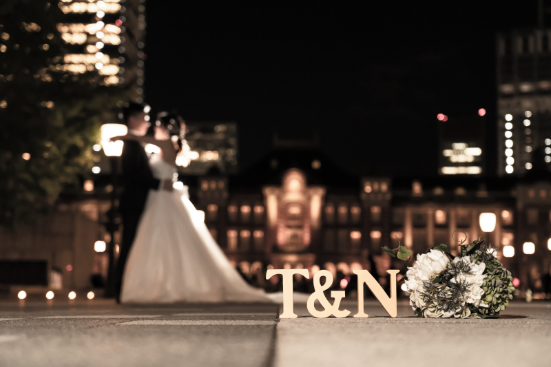 東京駅の前で・・・