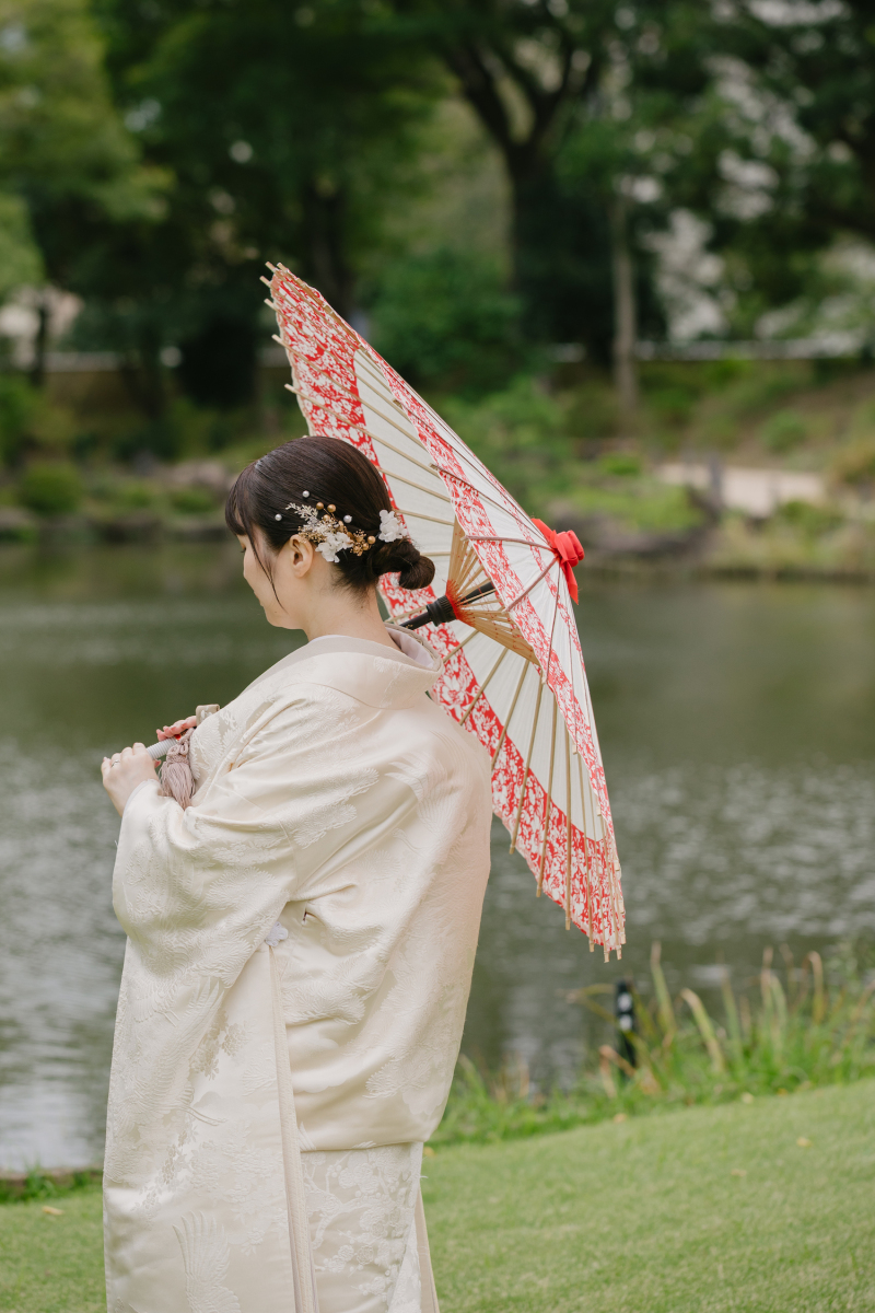 ご新婦様だけのヘアメイクショットがとても可愛い!