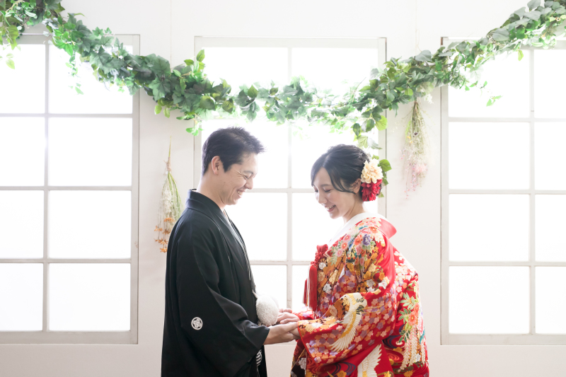 そっと手を・・