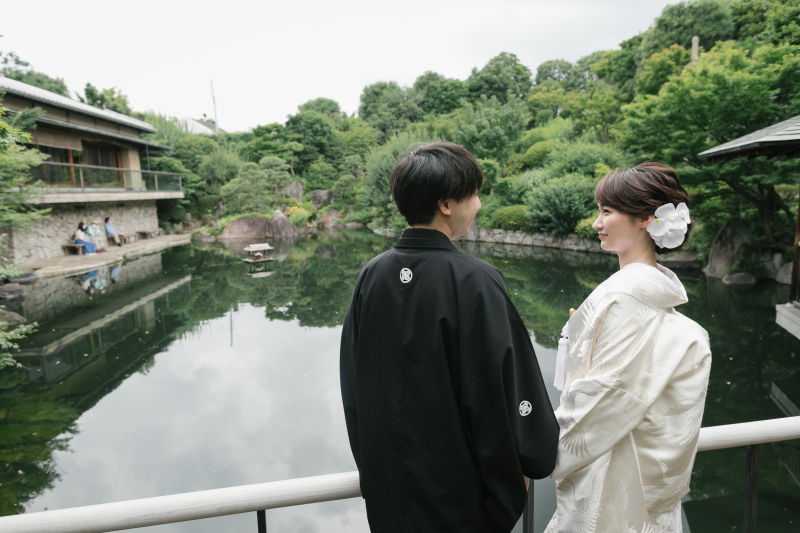 池のほとりで・・・