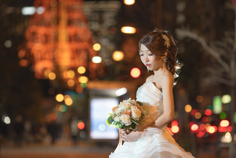 ご新婦様ソロショット！華やかポニーテールが可愛い