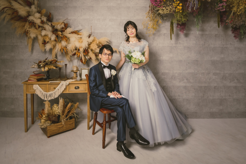 最後はカラードレス