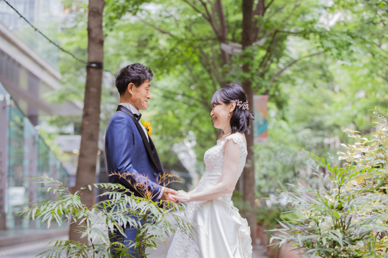 手を取り合って・・・